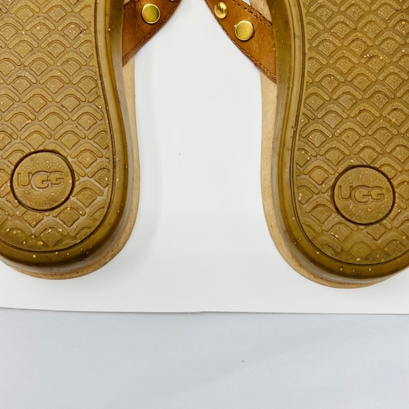 UGG Women's Lyndi Chestnut with gold studs leather thong sandals size 7 - Picture 7 of 12